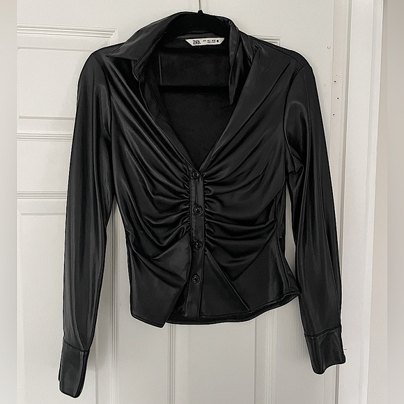 Zara Women’s Faux Leather blouse - Picture 4 of 10